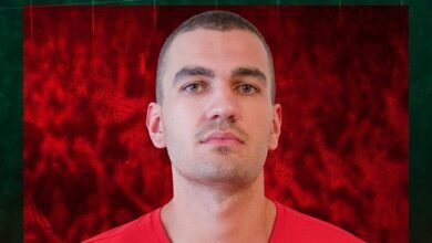 karsiyaka mihail naumoskiyi renklerine bagladi qdSgqySz