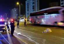 kayseride fec kaza evvel hafif ticari aracin carpti sonra araba ezdi MyleB2Al