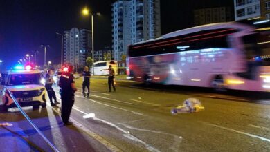 kayseride fec kaza evvel hafif ticari aracin carpti sonra araba ezdi MyleB2Al