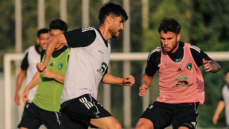Kocaelispor'da Trabzonspor maçı mesaisi başladı! 1 kocaelisporda trabzonspor maci mesaisi basladi ncrCKzJl