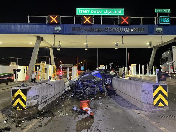 kuzey marmara otoyolunda feci kaza gisenin beton banketine carpan sofor hayatini kaybetti 4 E4jlJE9H