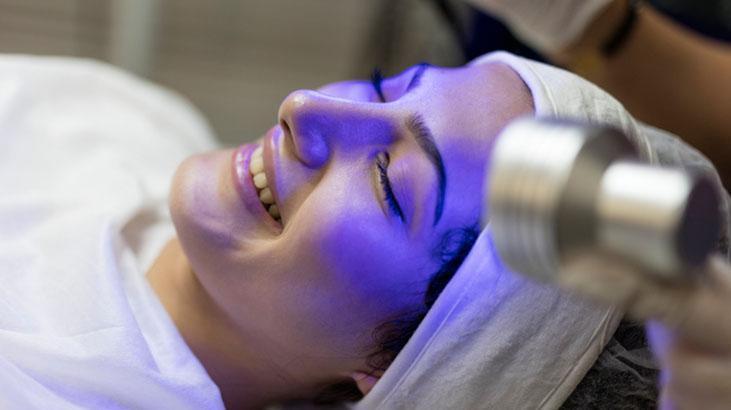 Mavi ışık yoruyor, kolajen zayıflıyor! Kahverengi lekelere 2 vitaminli tahlil 2 mavi isik yoruyor kolajen zayifliyor kahverengi lekelere 2 vitaminli tahlil 0 MP1p4c7q