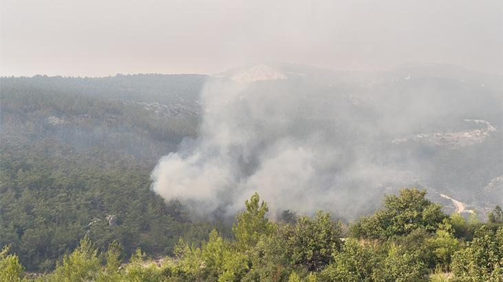 mersin 2 ilcesindeki orman yangini mudahale suruyor dXDUPyQV