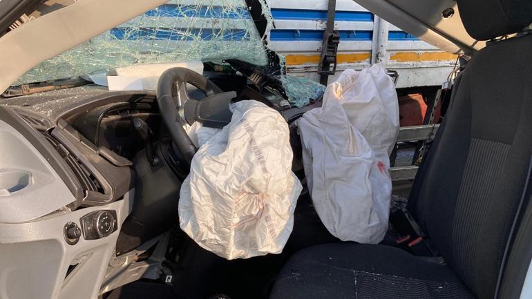 Mersin yolunda facia! Şoför uyudu, yurt çocuklarını taşıyan minibüs kaza yaptı: 2 meyyit, 10 yaralı 4 mersin yolunda facia sofor uyudu yurt cocuklarini tasiyan minibus kaza yapti 2 meyyit 10 l7av3tlr