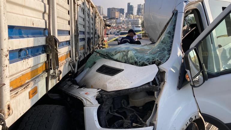 Mersin yolunda facia! Şoför uyudu, yurt çocuklarını taşıyan minibüs kaza yaptı: 2 meyyit, 10 yaralı 5 mersin yolunda facia sofor uyudu yurt cocuklarini tasiyan minibus kaza yapti 2 meyyit 10 yc7n5OtU