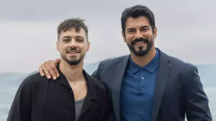 Mert Yazıcıoğlu'ndan tatil pozları geldi! Yakın arkadaşlarıyla rotayı oraya çevirdi 3 mert yazicioglundan tatil pozlari geldi yakin arkadaslariyla rotayi oraya cevirdi 1 O3sdjigZ