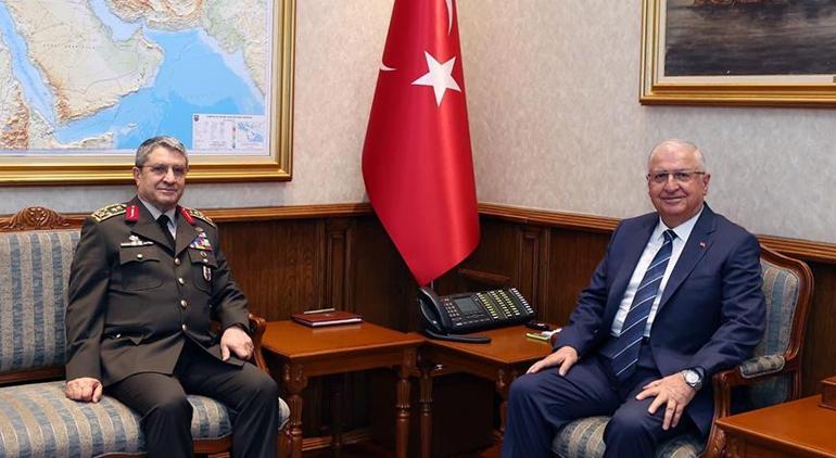 milli savunma bakani guler genelkurmay baskani bayraktaroglunu kabul etti 0 NealArSc