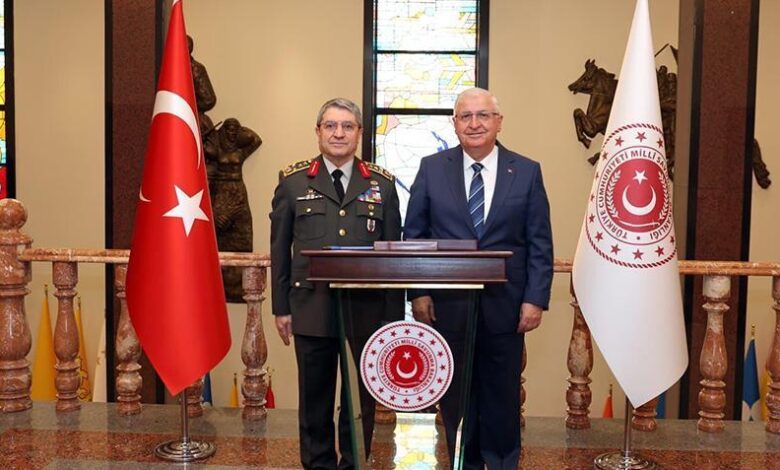 milli savunma bakani guler genelkurmay baskani bayraktaroglunu kabul etti rGlzAwQe