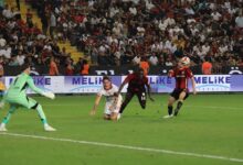 nicolo zaniolo 745 gun sonra galatasaray formasi giydi dTOuZIev