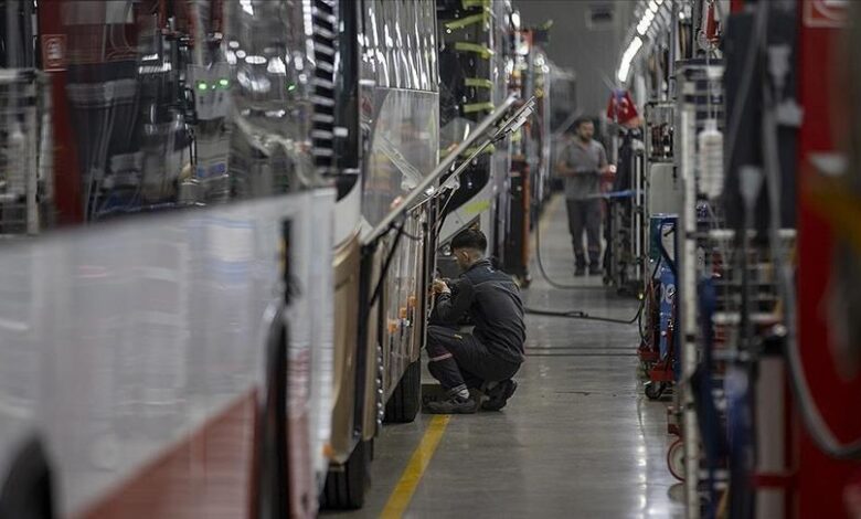 otobus minibus ve midibus ihracat 15 milyar dolara yaklasti mFwbtvDM
