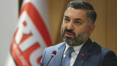 rtuk baskani ebubekir sahinden aile ve cocuk dostu imal ve dizi tesvik mukafatlari paylasimi b3sBd22K