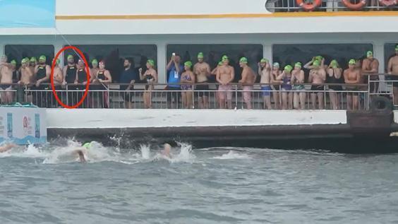 Rus yüzücü İstanbul Boğazı'ndaki yarışta kaybolmuştu! Son imgeleri ortaya çıktı 6 rus yuzucu istanbul bogazindaki yarista kaybolmustu son imgeleri ortaya cikti 4 wTjFqyRJ