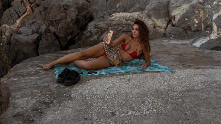Sahra Şaş'ın Yunanistan tatili devam ediyor! Toplumsal medyayı sallayan pozlar 6 sahra sasin yunanistan tatili devam ediyor toplumsal medyayi sallayan pozlar 4 vKSTYT1P