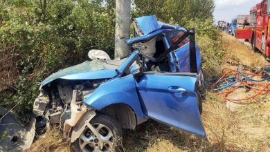 sakaryada feci kaza 14 yasindaki cocugun kullandigi arac beton direge carpti iki kardes hayatini SHgkRzKA