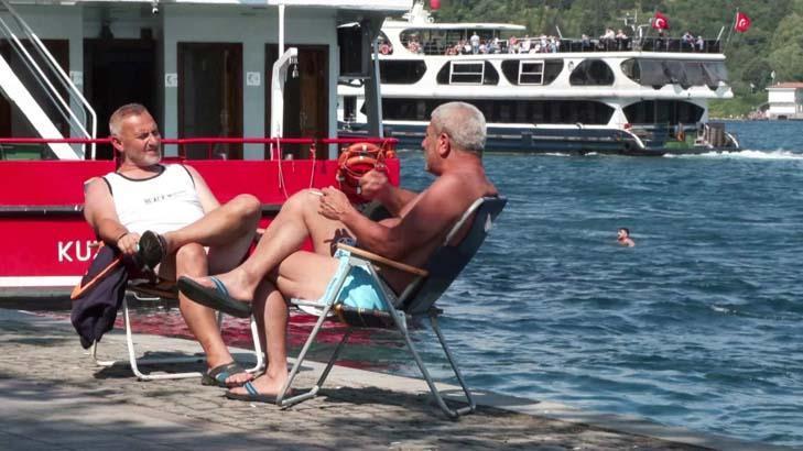 sicaklar istanbullulari bogaza doktu her pazar burada yuzuyoruz 3 mVBK1bAF
