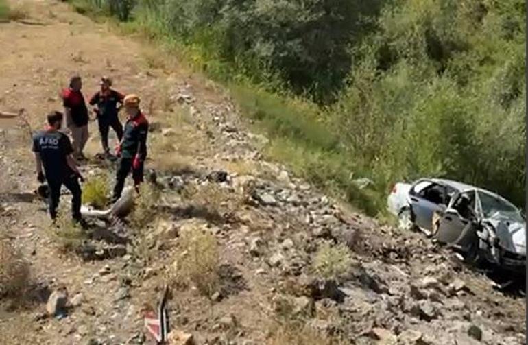 sivasta feci kaza araba dere yatagina uctu 2 meyyit 0 G21z8at5