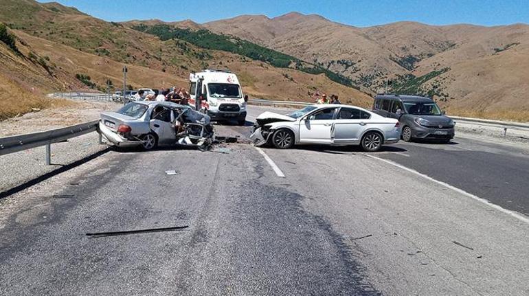 son dakika erzincanda trafik kazasi 3 meyyit 6 yarali 0