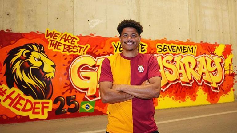 son dakika galatasarayli yildiza dev bonservis transferde ingilizleri pesine takti 0 CTme89fM