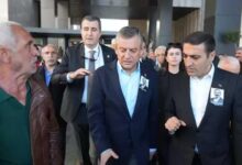 son dakika ozgur ozele yumruk atarak saldiran selcuk tengioglu aptalliktan kaynaklanan bir sey W4QdCwMZ
