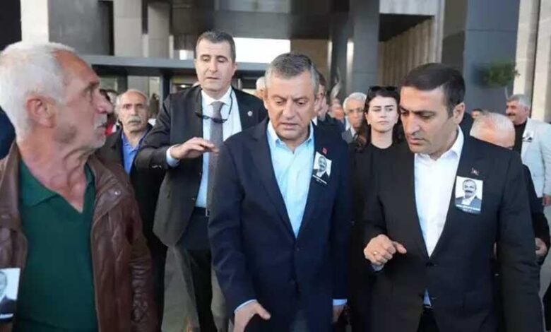 son dakika ozgur ozele yumruk atarak saldiran selcuk tengioglu aptalliktan kaynaklanan bir sey W4QdCwMZ