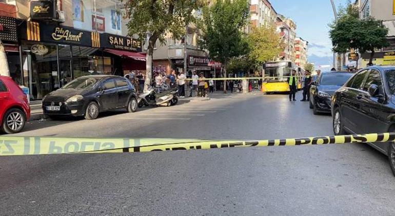 Sultangazi’de iş yerine silahlı atak: 1 kişi yaralandı 2 sultangazide is yerine silahli atak 1 kisi yaralandi 0 DkkUSFZ8