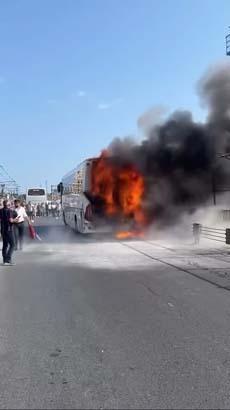 Sultangazi'de otobüste yangın: Tramvay seferleri durdu 7 sultangazide otobuste yangin tramvay seferleri durdu 5 pwT3Gdne