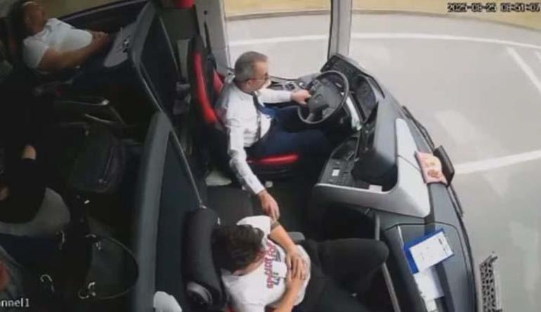 Sürücü rahatsızlandıi, ikinci kaptan yetişemedi! Otobüs faciasından yeni imgeler 3 surucu rahatsizlandii ikinci kaptan yetisemedi otobus faciasindan yeni imgeler 1 FnnP7uVR