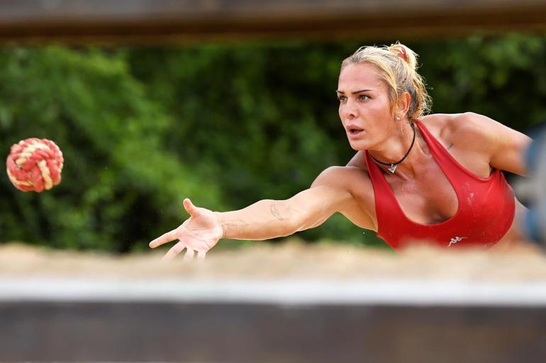 Survivor Nagihan Karadere'den bomba aşk itirafı! Sevgilisi iş insanı çıktı 2 survivor nagihan karadereden bomba ask itirafi sevgilisi is insani cikti 0 A7JULQBN