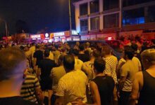 taskinlik cikarip 1 kisiyi bicakladilar lincten gruplar kurtardi HJAJfRWF