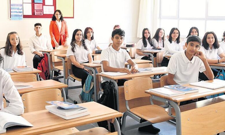 Üç liseyi şampiyonlar doldurdu 1 uc liseyi sampiyonlar doldurdu 8yNihkf7