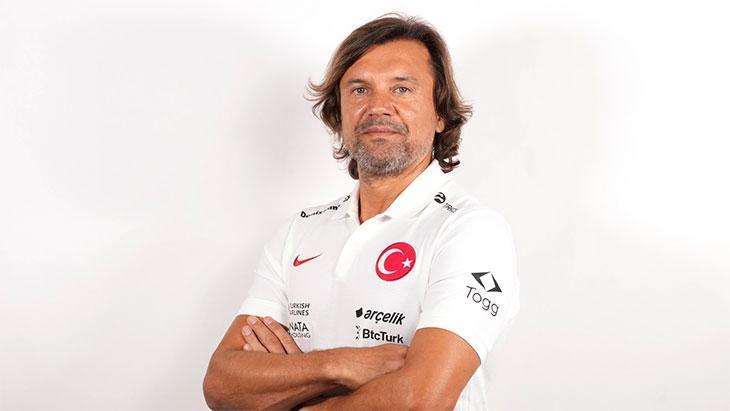 ulusal kadroda montellanin grubuna yeni yardimci tff acikladi HSitvcVK