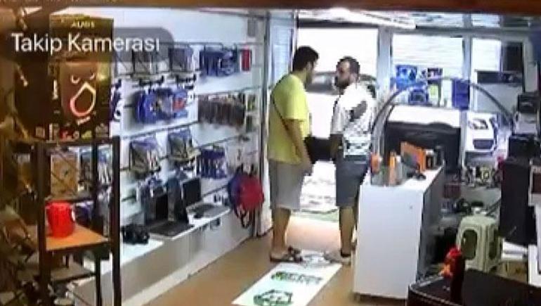 umraniyede pes dedirten hirsizlik oyun konsolunu caldilar sahibi peslerinden kosarken telefonunu da aldilar 1 wPD6i98O