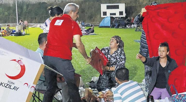 yer altinda domino tesiri sindirgi sarsintisi komsu faylari uyandirdi simav rahatladi gelenbe gerildi 1 OKM21K29