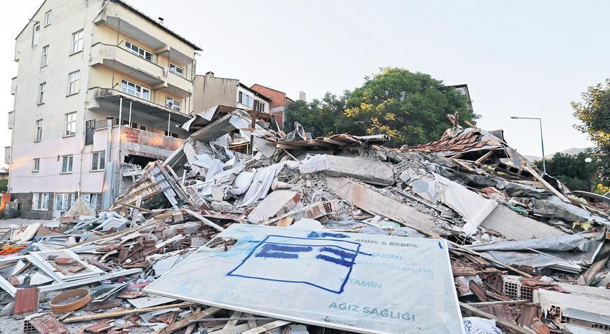 Yer altında domino tesiri: Sındırgı sarsıntısı komşu fayları uyandırdı! Simav rahatladı Gelenbe gerildi