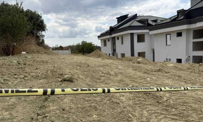 yer buyukcekmece villa bahcesinde ceset bulundu 3 4 ay evvel gomulmus P1GEsagu