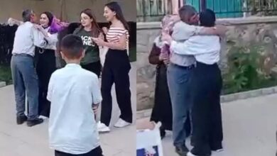 yks cikisinda babasi cicekle karsilamisti cimen hayalindeki kisma yerlesti Fix9suYb