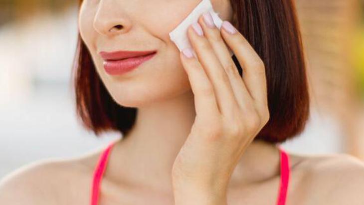 yuzdeki makyaji kiri sokup atiyor kozmetiklerden daha tesirli imali cok kolay 3 G84MOMgZ
