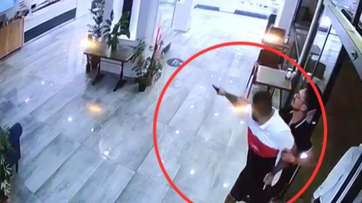 Adana'da feci olay! Ortak olamadıkları kafeyi kurşun yağdırdılar 1 adanada feci olay ortak olamadiklari kafeyi kursun yagdirdilar kwaUC9wG