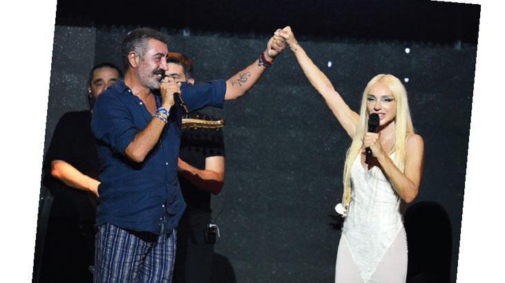 Alaçatı’da sürpriz düet 1 alacatida surpriz duet SP1luPld