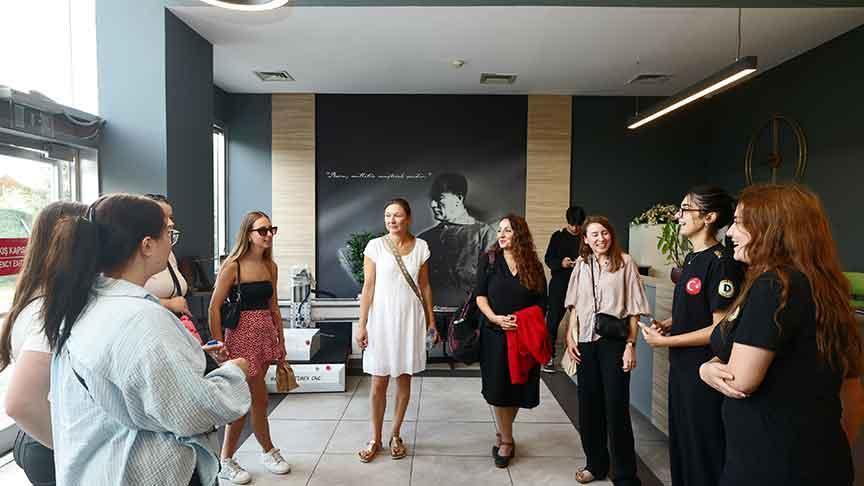 Alman öğrenciler Demirören Medya ve Teknoloji MTAL’i ziyaret etti