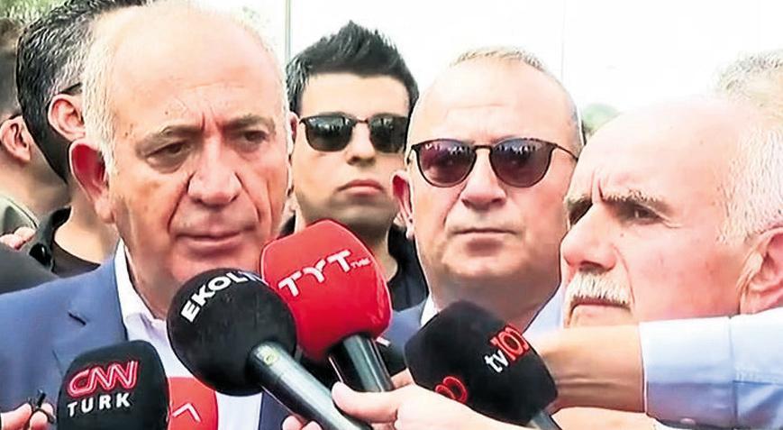 Arbede biber gazı gözyaşı… Tekin binaya girdi CHP vilayet merkezini taşıdı