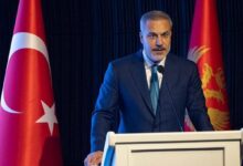 bakan fidan gidisata seyirci kalmadik elimizi her vakit tasin altina koyduk Z94yl42y