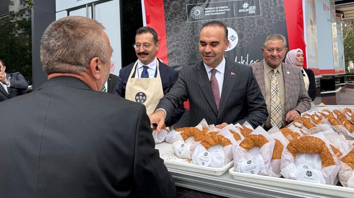 bakan kacir filistinli kardeslerimizin hakkini hukukunu savunmaya devam edecegiz wEwy8PfY