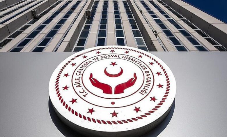 Bakanlıktan 'İzmir'de babaannesinin şiddetine maruz kalan çocuğa' ait açıklama 1 bakanliktan izmirde babaannesinin siddetine maruz kalan cocuga ait aciklama 1pUvIvbL