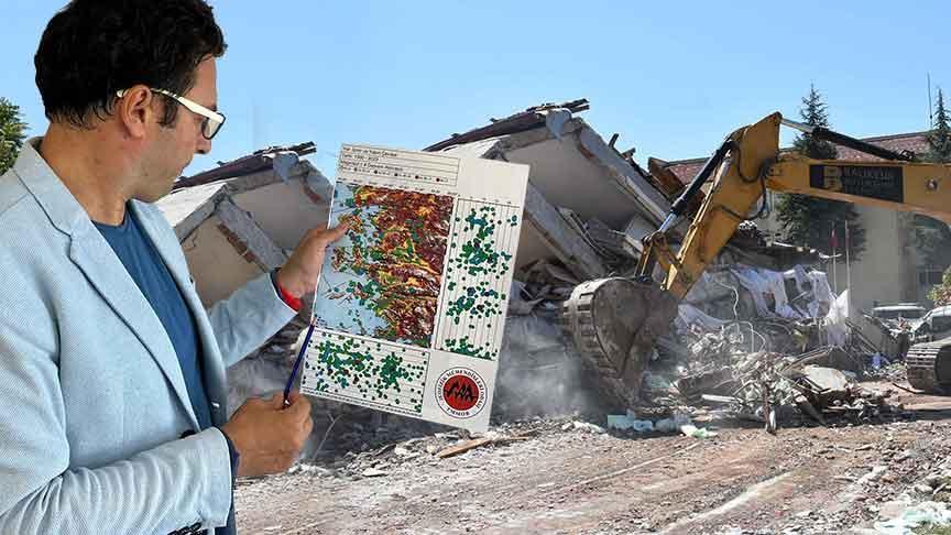 Balıkesir’de günlük artçı sayısı 100’ü aştı! Uzman isim ‘Deprem fırtınası o bölgeyi sardı’ deyip uyardı