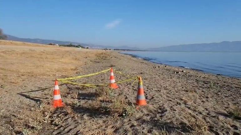Bursa kıyısında panik! İznik Gölü kıyısında el bombası bulundu 2 bursa kiyisinda panik iznik golu kiyisinda el bombasi bulundu 0