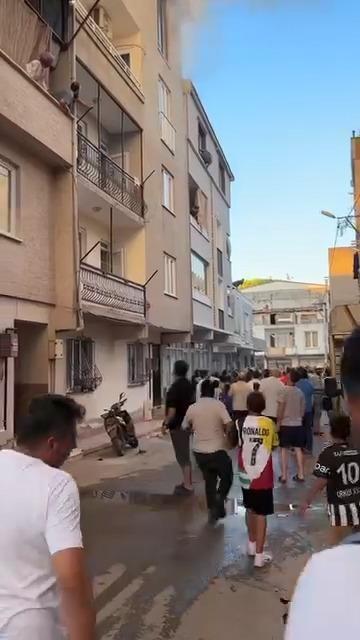 Bursa'da can pazarı: Yangından kaçmak için 3. kattan atladılar 8 bursada can pazari yangindan kacmak icin 3 kattan atladilar 6 9aTLlLSF