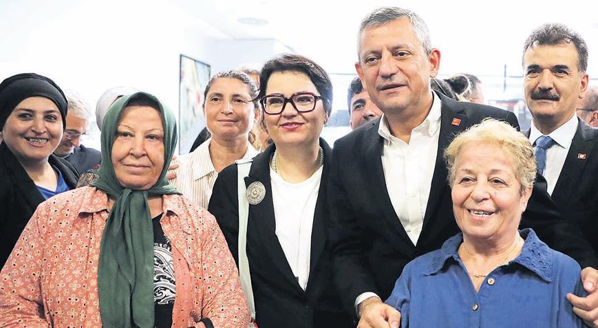 CHP kurultay rekoruna koşuyor! Bir yılda iki fevkalâde bir olağan üç kurultay