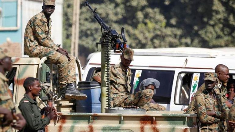 'Çöl Kurtları' Sudan'da! Amerikan askerinin 4'te 1'i maliyetine savaşıyorlar: 'Esir olduk' 2 col kurtlari sudanda amerikan askerinin 4te 1i maliyetine savasiyorlar esir olduk 0 uI92uvF4