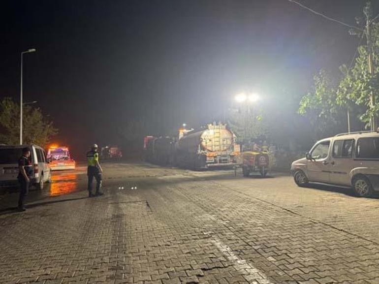 Denizli'nin Buldan ilçesindeki orman yangınına müdahale sürüyor 5 denizlinin buldan ilcesindeki orman yanginina mudahale suruyor 3 ghWS82te